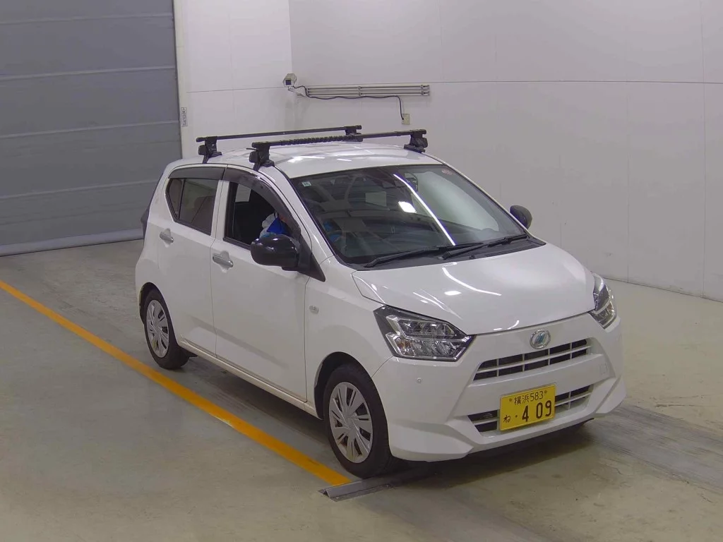 Daihatsu Mira e:S LA350S 2020